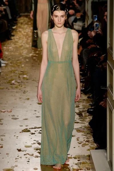 Look 33